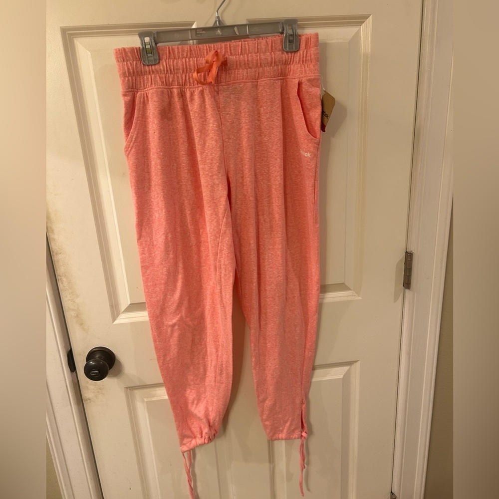 NWT Women’s Reebok Coral Jogger Pants Size Large